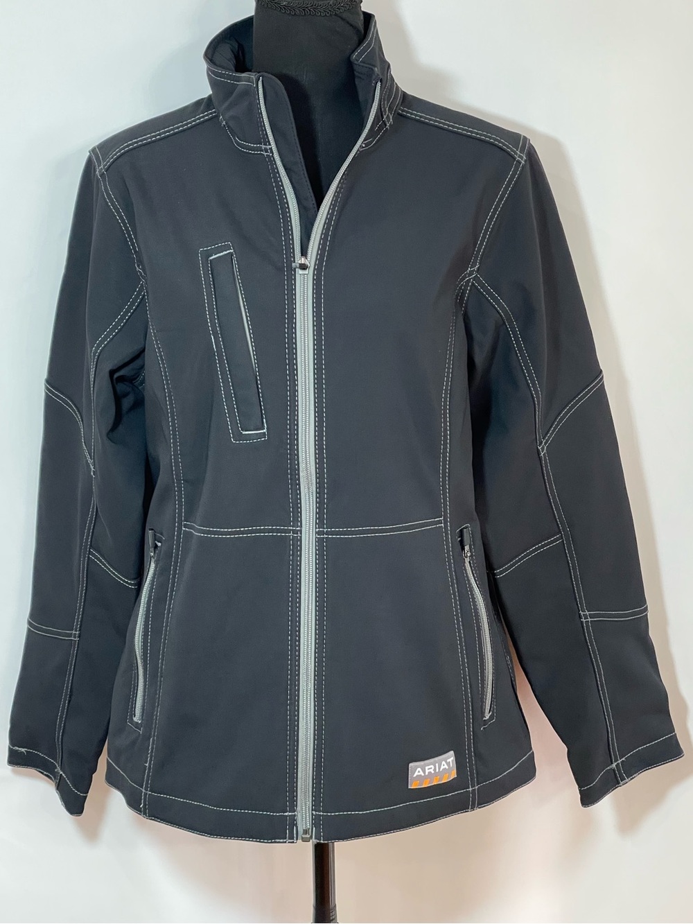 Ariat Rebar Women’s Black Utility Softshell Jacket with White Stitching - Picture 1 of 14